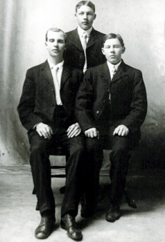 Brothers David (left) and John (right) Peterson